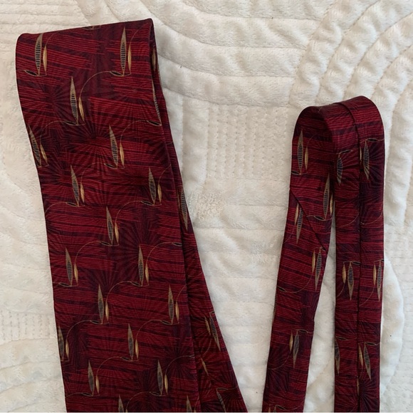 Bill Blass Black Label Red Silk Tie - Picture 12 of 13